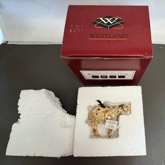 2006 The Trail of Painted Ponies Ornament "Fetish Pony" - Picture 10 of 11